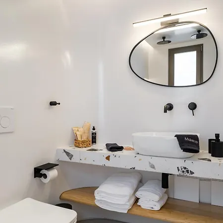 The Lofts Paros Executive Otel