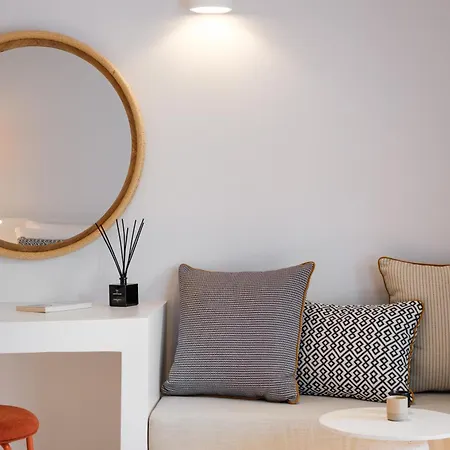 Otel The Lofts Paros Executive *